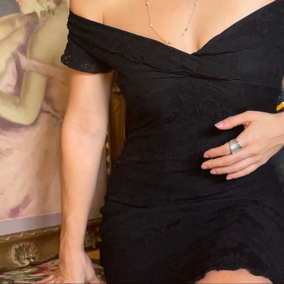 Black lace midi dress - Picture 4 of 5